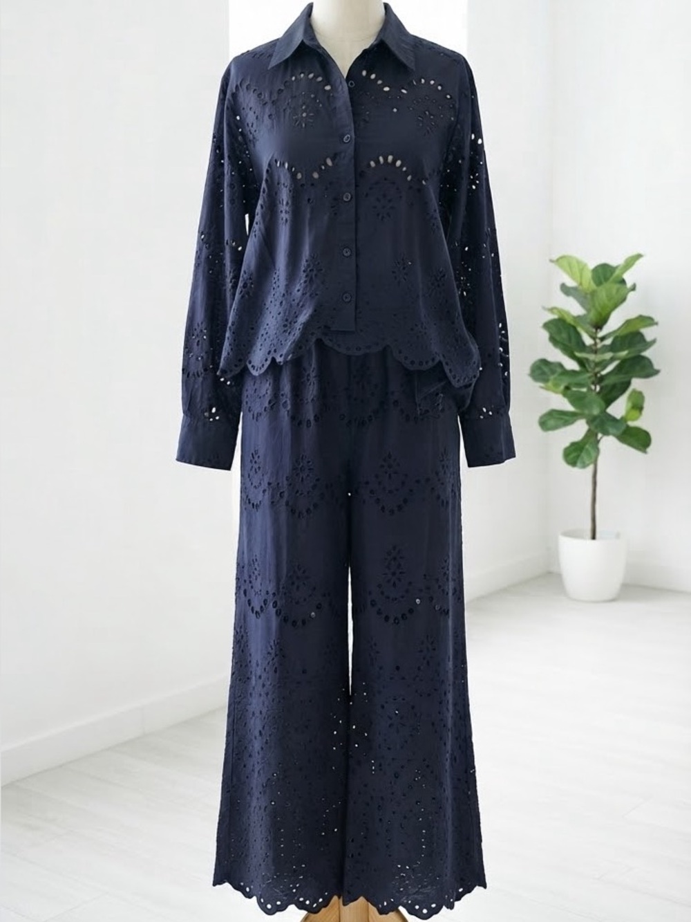 Adiva| Navy Eyelet Button-Front Shirt with Wide-Leg Pants Set Sz M